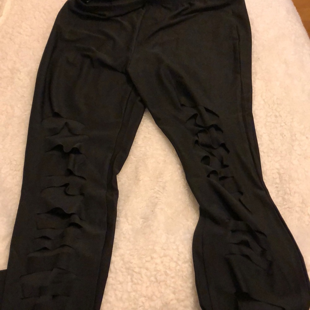 Black leggings